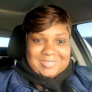 Meet your Posher, Pamela